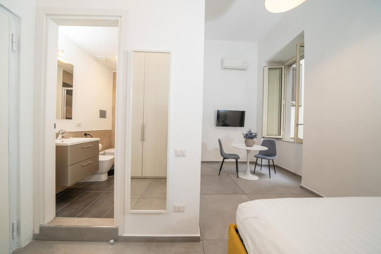 Bovio Boutique Studio Apartment Napoli Oda fotoğraf